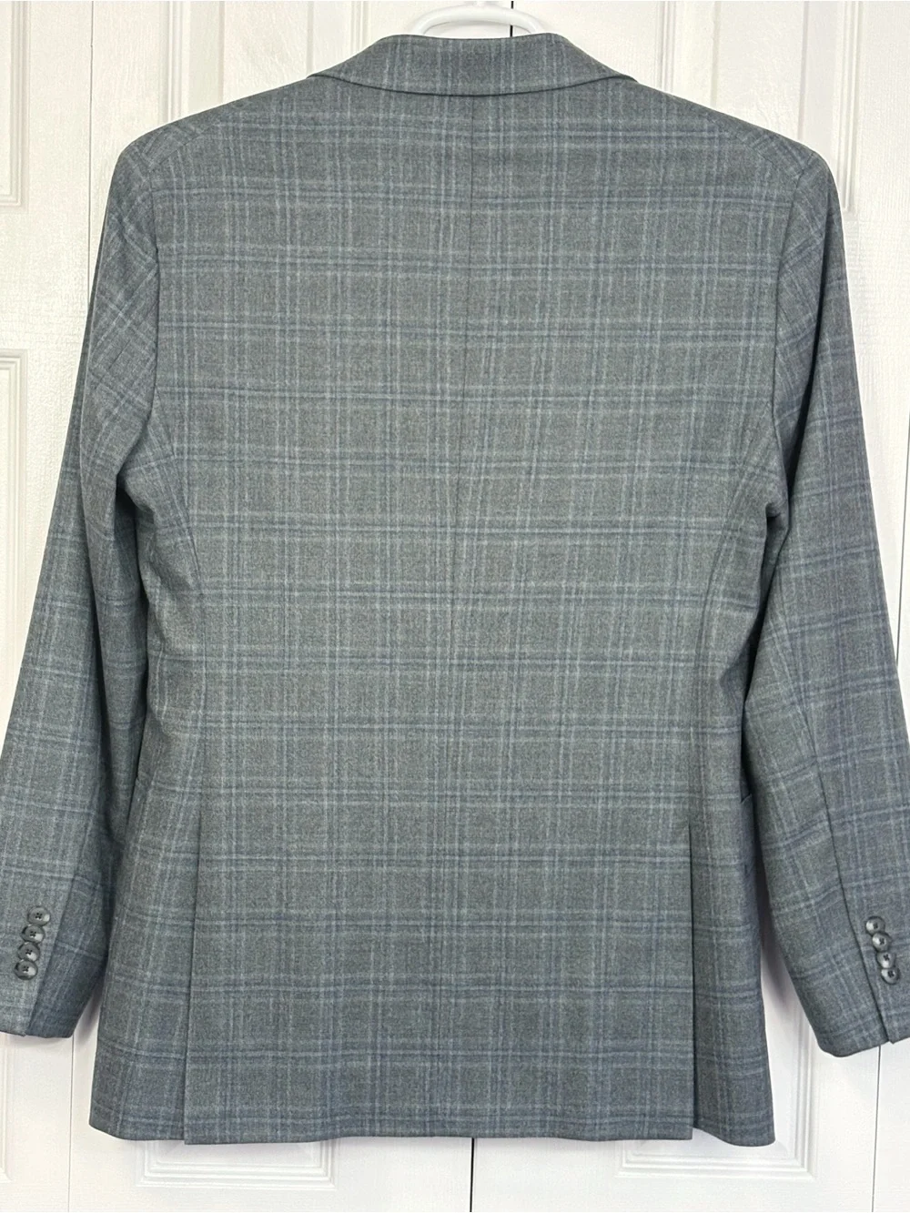Jos A. Bank 1905 Collection Gray Plaid Slim Fit Brrr Comfort Wool Blazer 38R